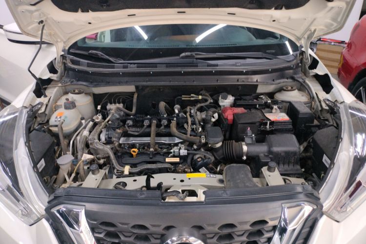 日产 劲客 2018款 1.5L CVT智联豪华版机舱底盘24