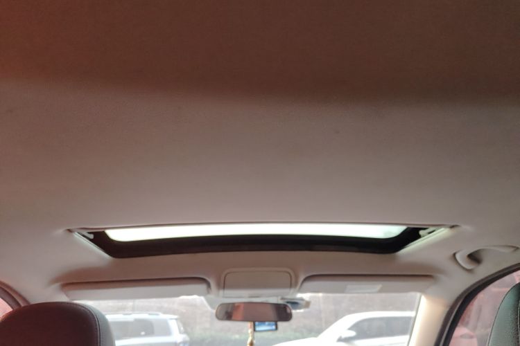 一汽 森雅R7 2017款 1.6L 手动豪华型中控内饰22