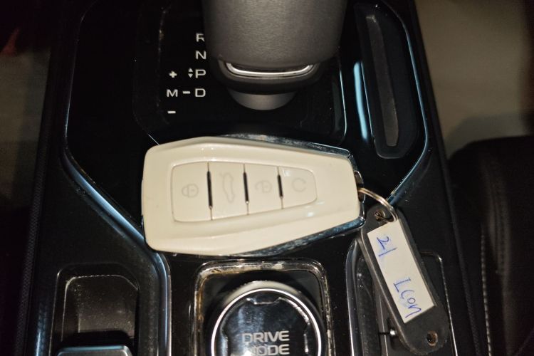 吉利汽车 吉利icon 2020款 1.5TD i6 BSG中控内饰11