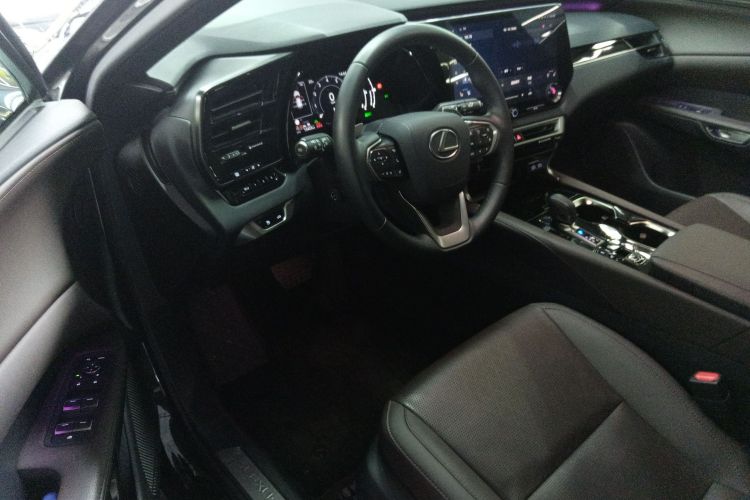 雷克萨斯RX 2023款 350h 四驱醇享版中控内饰20