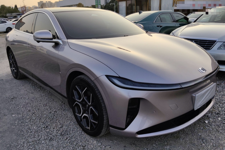 长安启源A07 2024款 纯电 真香版 710 旗舰型车身外观3