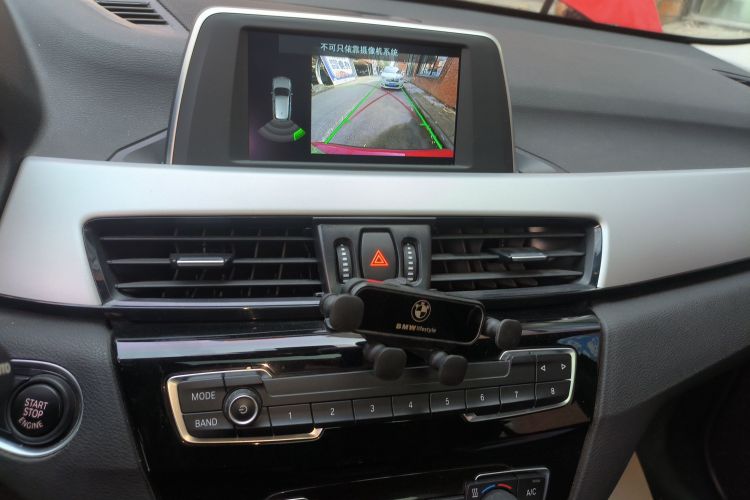 宝马X1 2019款 sDrive20Li 领先型中控内饰16