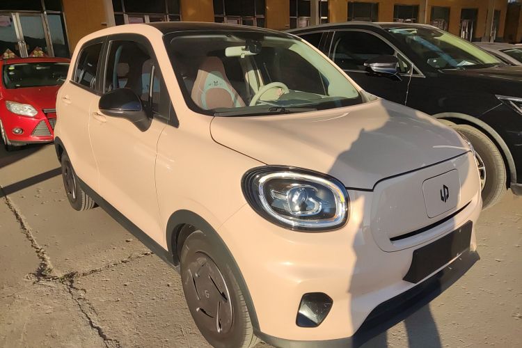 零跑汽车 零跑T03 2023款 200轻享版车身外观3