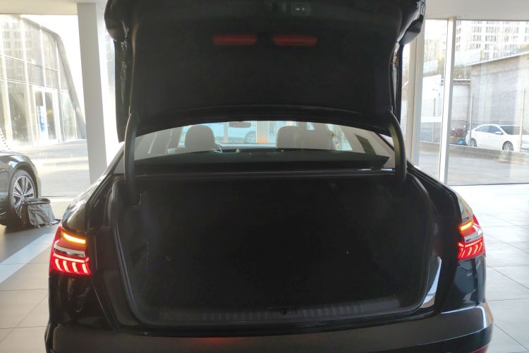 奥迪A6L 2024款 45 TFSI 臻选动感型局部细节23