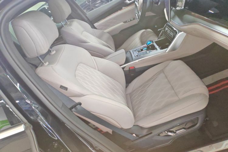 比亚迪 唐新能源 2024款 DM-p 荣耀版 215KM 四驱尊享型局部细节41