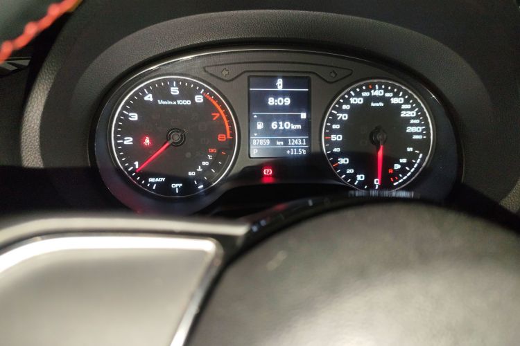 奥迪A3 2016款 Limousine 35 TFSI 进取型中控内饰14