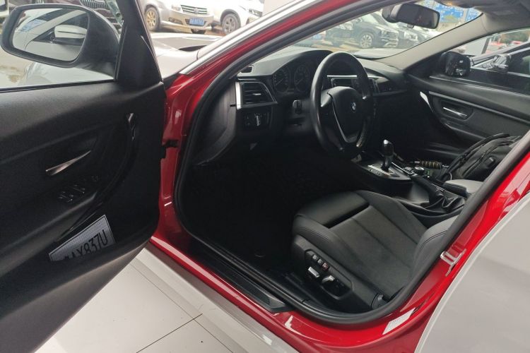 宝马3系 2018款 320Li 时尚型中控内饰7003