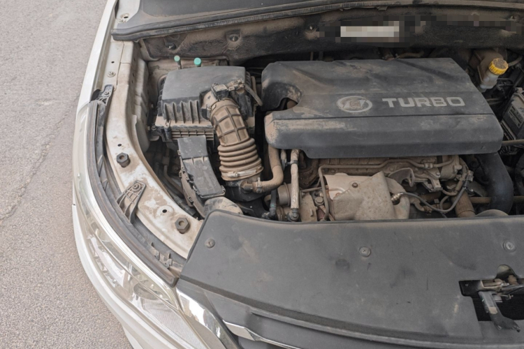 宝骏560 2016款 1.5T 手动舒适型局部细节9005