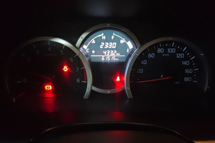 铃木 吉姆尼 2015款 1.3 MT JLX局部细节14