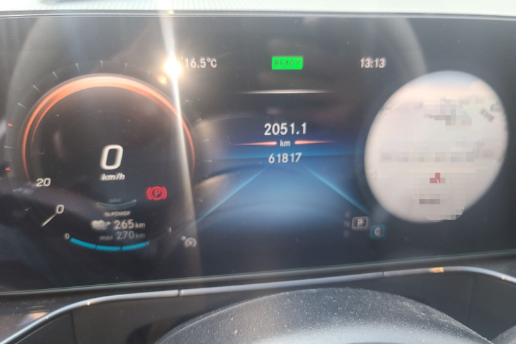 奔驰EQC 2022款 EQC 350 4MATIC中控内饰15