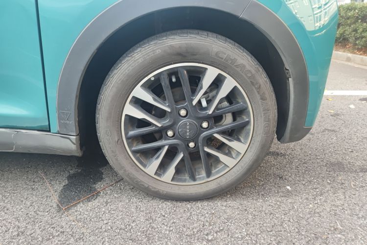 奇瑞 小蚂蚁 2022款 甜粉款 全糖版 磷酸铁锂 30kW 301km车身外观10