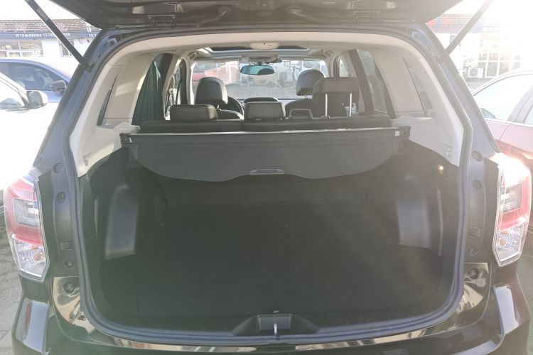 斯巴鲁 森林人 2018款 2.0i 时尚导航版局部细节23