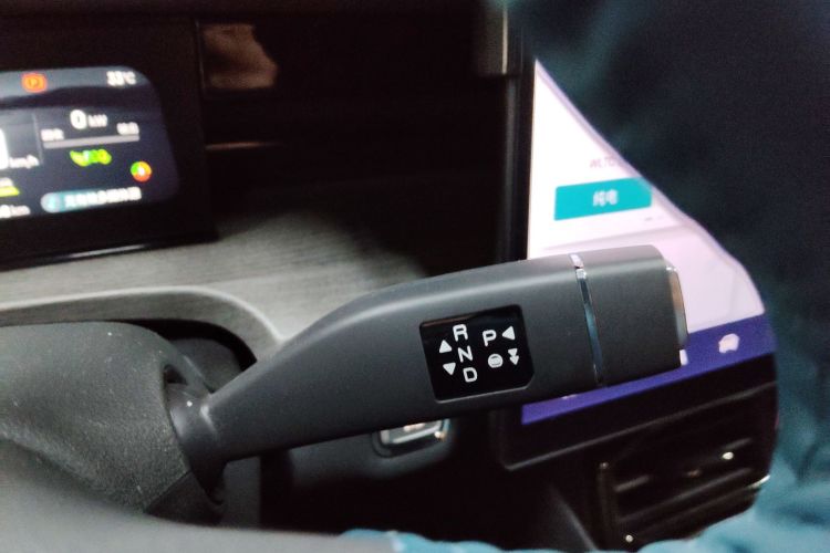 捷途山海L6 2024款 1.5TD DHT MAX中控内饰18