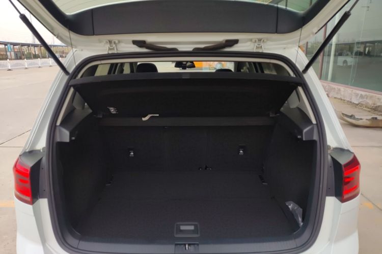 大众 高尔夫·嘉旅 2016款 280TSI 自动豪华型局部细节23