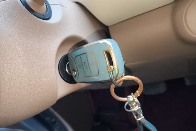 五菱汽车 宏光MINIEV 2025款 四门版 进阶款中控内饰11