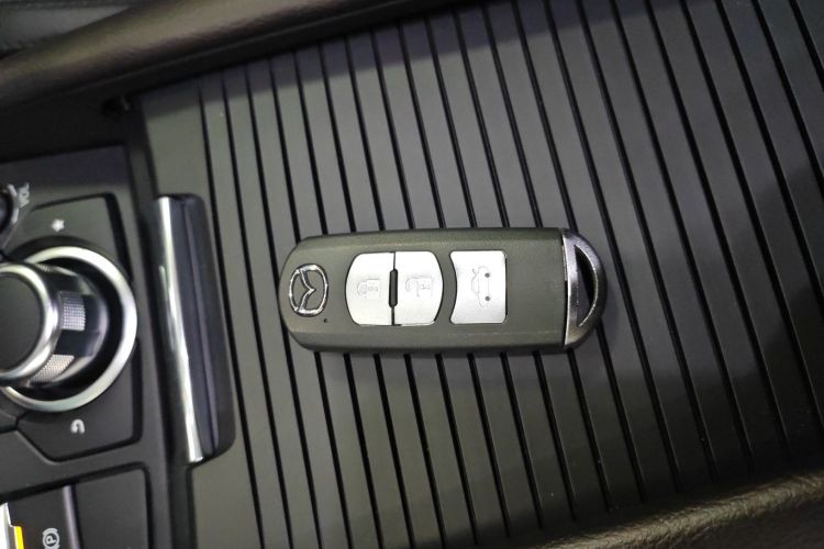 马自达 阿特兹 2018款 2.5L 蓝天尊崇版 国VI中控内饰7001