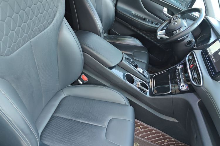 现代 胜达 2020款 380 TGDi 自动两驱GLS豪华版局部细节41