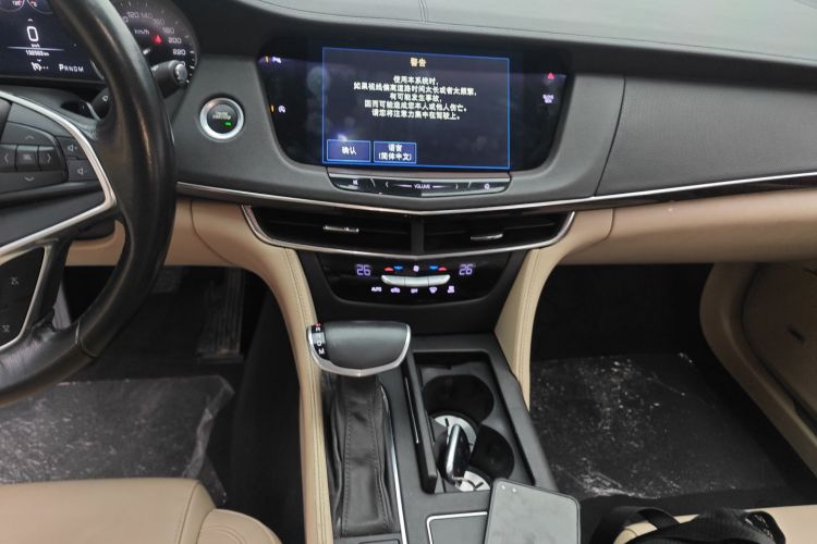 凯迪拉克CT6 2017款 28T 时尚型中控内饰16