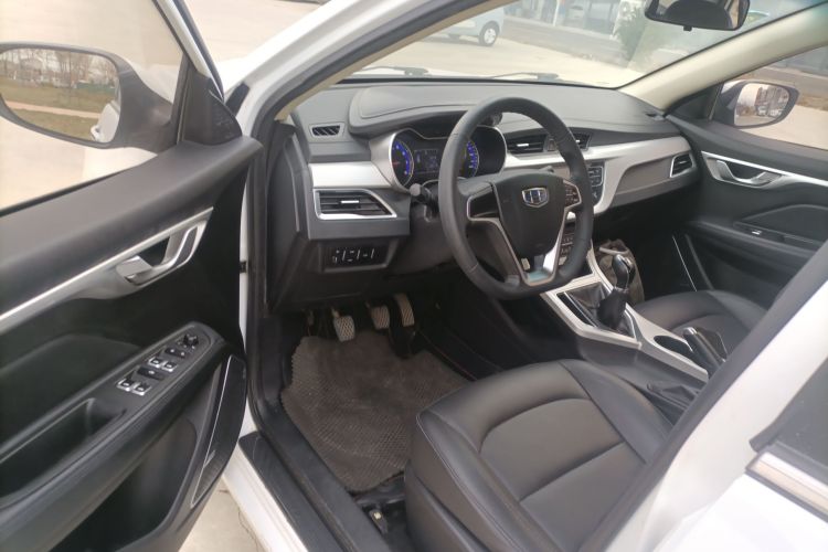 吉利汽车 远景 2018款 1.5L 手动幸福版中控内饰20