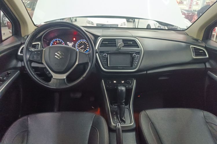 铃木 锋驭 2014款 1.6L CVT两驱精英型中控内饰12