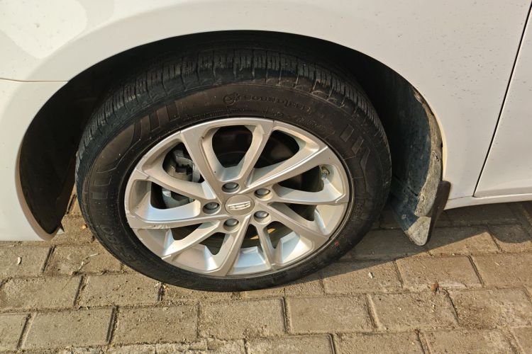 吉利汽车 帝豪 2021款 UP 1.5L CVT豪华型车身外观6007