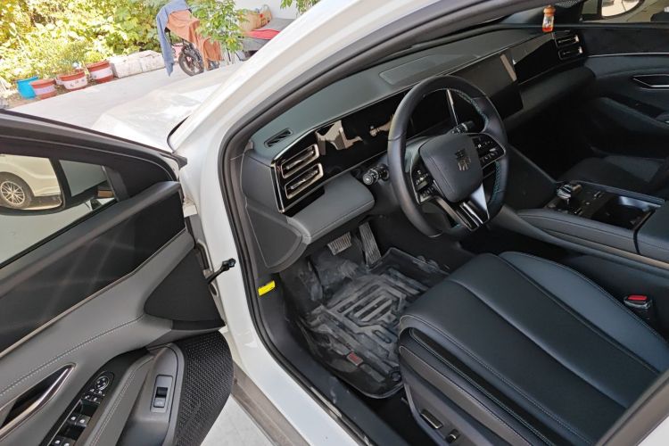 比亚迪 秦L 2024款 DM-i 120KM领先型中控内饰20