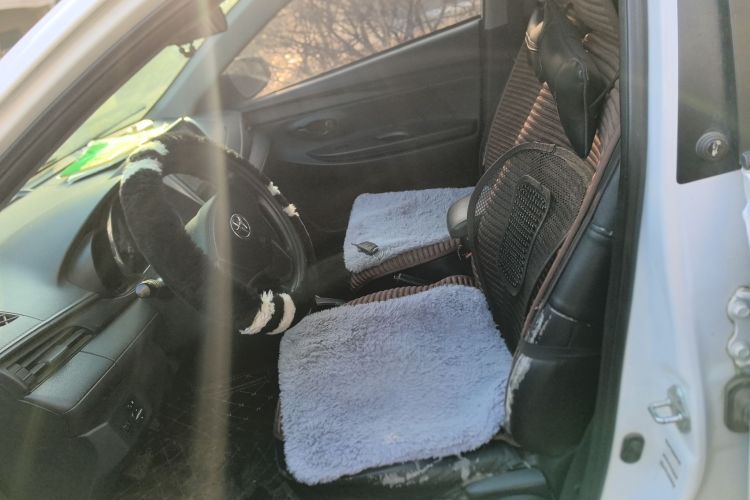 丰田 威驰 2019款 1.5L CVT创行版中控内饰19