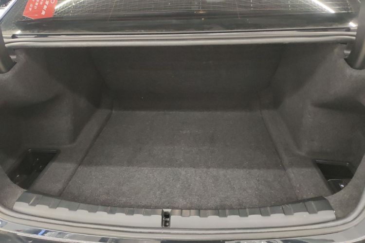 宝马3系 2022款 改款 325Li M运动套装机舱底盘23