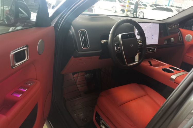 理想汽车 理想L8 2023款 Pro中控内饰20
