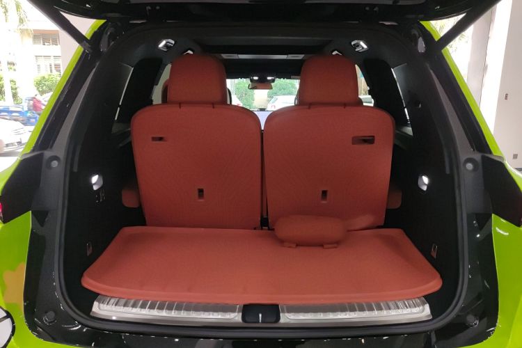 理想汽车 理想L9 2022款 Max局部细节23