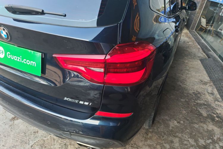 宝马X3 2019款 xDrive25i M运动套装车身外观9