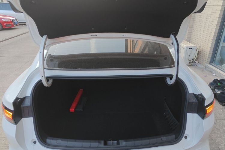 零跑汽车 零跑B01 2025款 550舒享版机舱底盘23