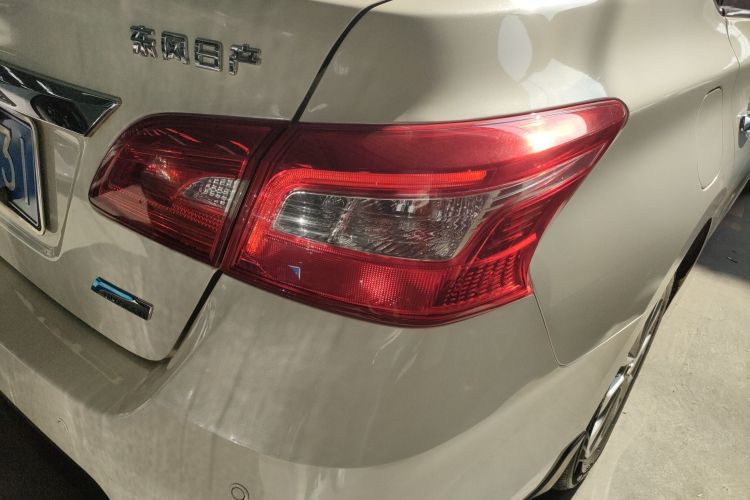 日产 轩逸 2019款 1.6XV CVT智联尊享版 国VI车身外观6006