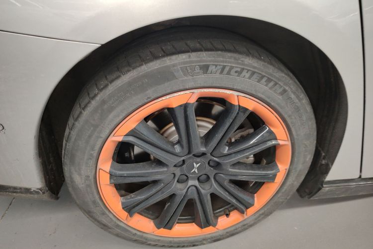 小鹏P7 2022款 480E+车身外观6008