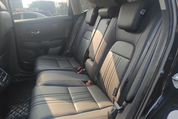 本田HR-V 2023款 240TURBO 劲致版中控内饰21