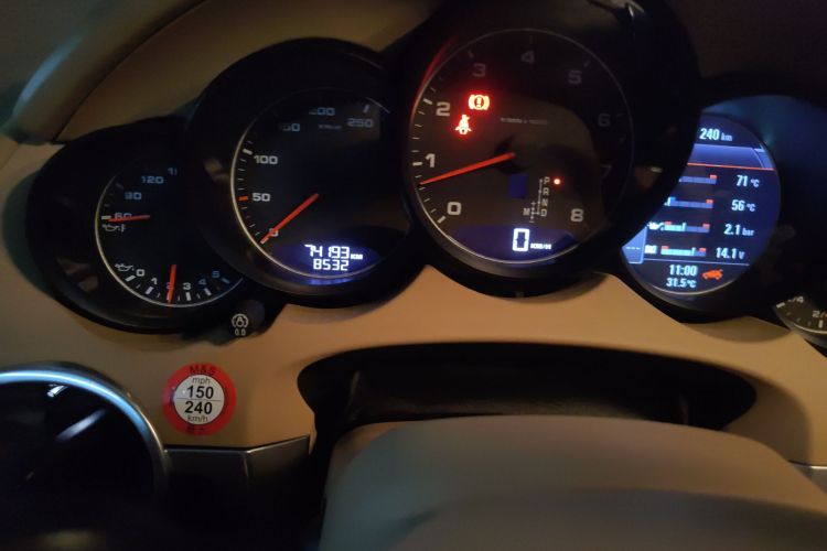 保时捷 2011款 Cayenne 3.0T中控内饰15