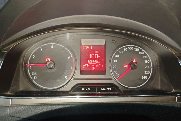 大众 桑塔纳 2016款 1.6L 手动舒适版中控内饰14