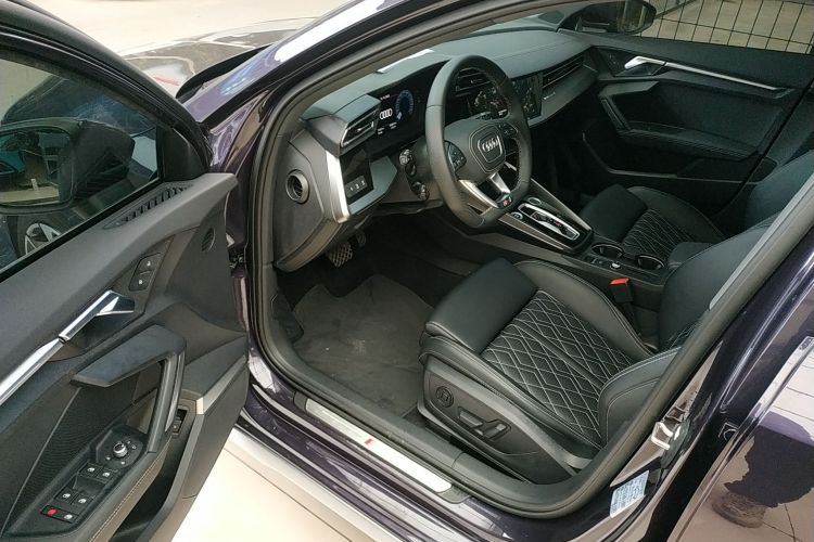 奥迪A3 2025款 A3L Limousine 35TFSI 飞驰尊享型 +豪华臻选包中控内饰20