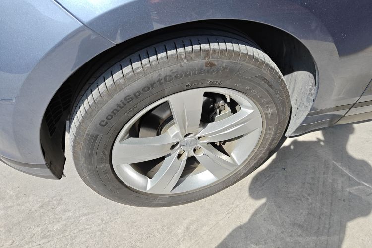 路虎 揽胜星脉 2018款 P250 S车身外观6002