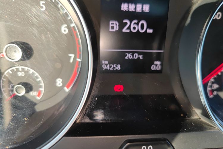 大众 高尔夫 2014款 1.6L 自动舒适型中控内饰15