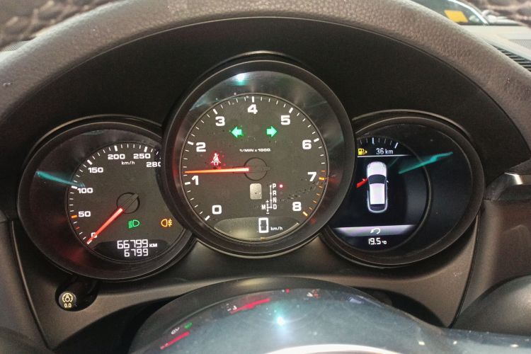 保时捷 2018款 Macan 2.0T中控内饰14