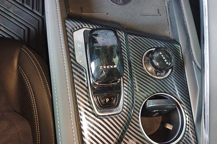 极氪001 2023款 ME版 100kWh局部细节18