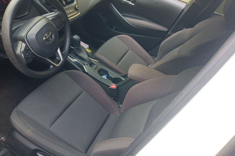 丰田 雷凌 2023款 TNGA 1.5L CVT进取版中控内饰19