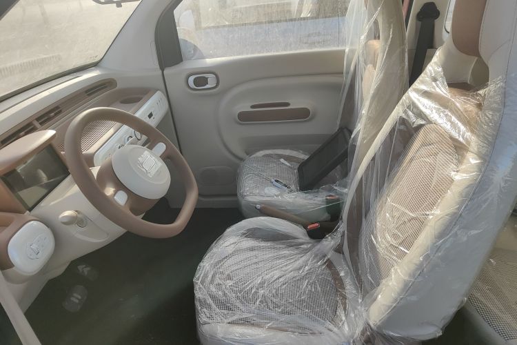 奔腾小马 2026款 222km 萌趣马 Plus中控内饰19