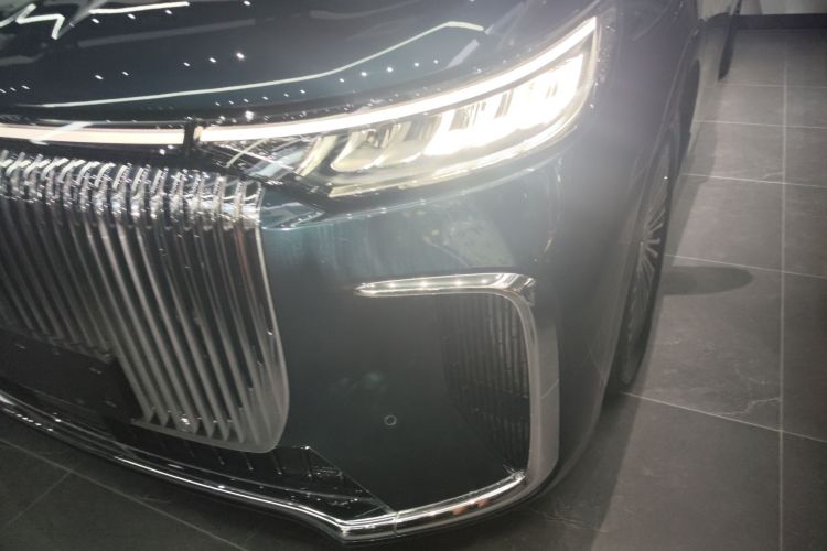 岚图汽车 岚图梦想家 2025款 PHEV 四驱旗舰鲲鹏版局部细节36