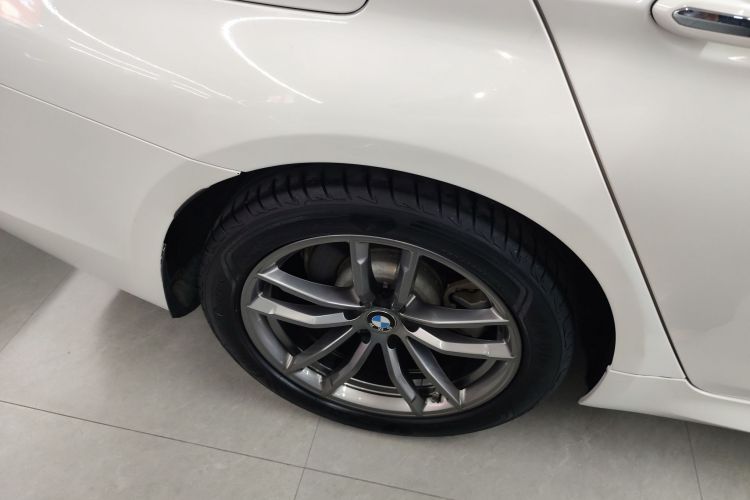 宝马5系(进口) 2018款 525i M运动套装车身外观6008