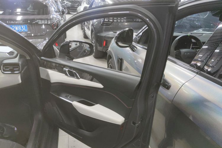 领克02 2022款 2.0TD DCT耀Pro中控内饰42