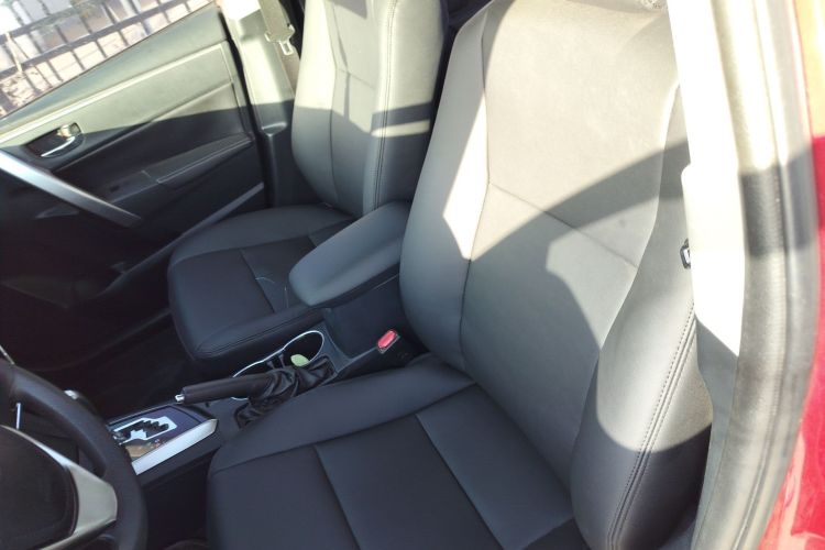 丰田 卡罗拉 2017款 1.6L CVT GL局部细节19