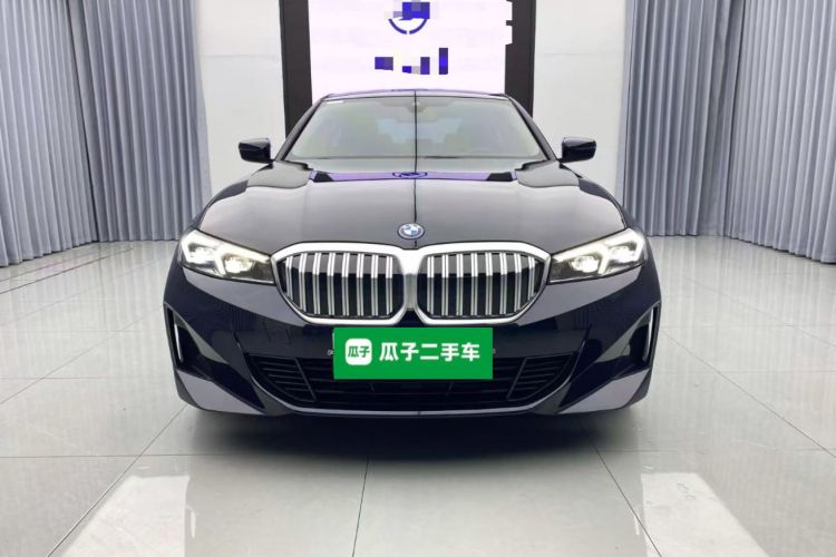 宝马i3 2022款 eDrive 35 L车身外观2
