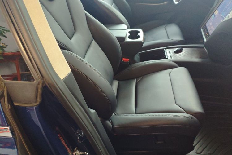 特斯拉 2017款 Model X 100D 长续航版局部细节41